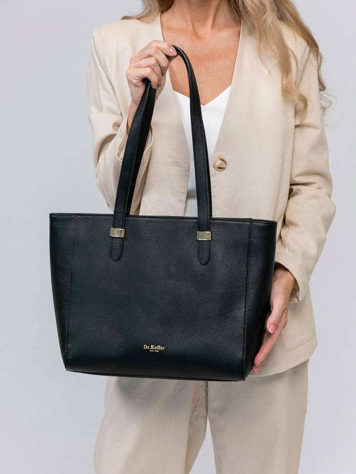 Женская сумка Dr.Koffer из натуральной кожи черная фото 1 &mdash; Интернет-магазин "BAGSTAR"