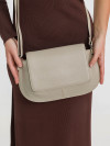 Женская сумка Dr.Koffer из натуральной кожи бежевая фото 7 &mdash; Интернет-магазин "BAGSTAR"