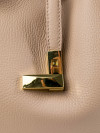 Женская сумка Dr.Koffer 31054S-61 из натуральной кожи бежевая фото 9 &mdash; Интернет-магазин "BAGSTAR"